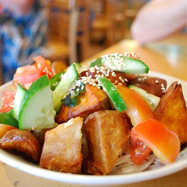 Cá hộp sốt cà TH True Milk Hộp vừa